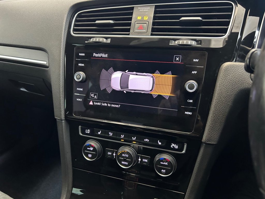 Used Volkswagen Golf 2017 for sale - 78088380: Photo 27