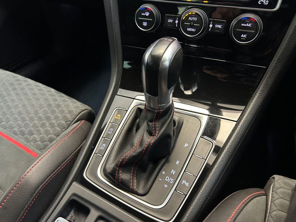 Used Volkswagen Golf 2017 for sale - 78088380: Photo 28