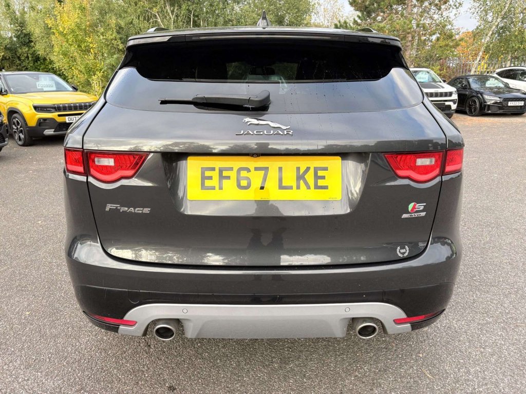 Used Jaguar F-Pace 2018 for sale - 76372325: Photo 10