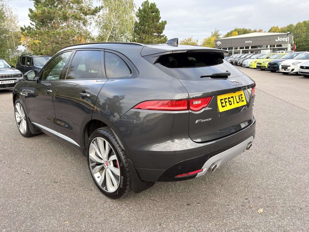 Used Jaguar F-Pace 2018 for sale - 76372325: Photo 6