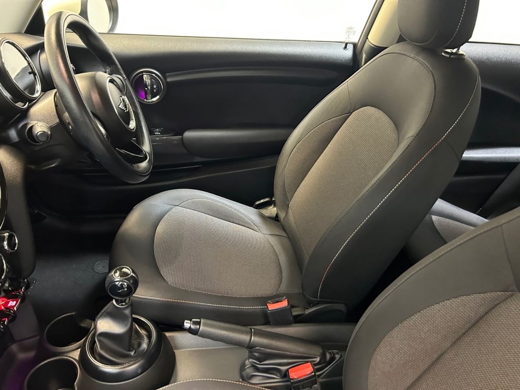 Used MINI Hatch 2016 for sale - 76372319: Photo 32