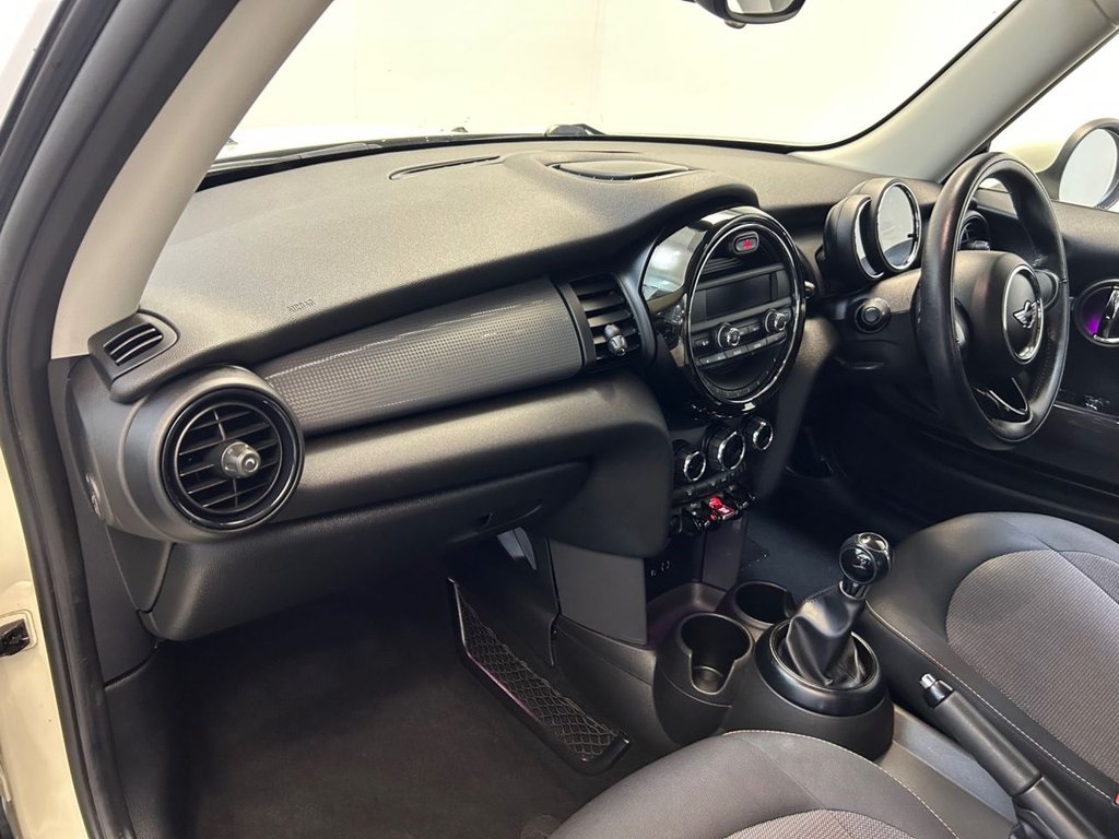 Used MINI Hatch 2016 for sale - 76372319: Photo 33