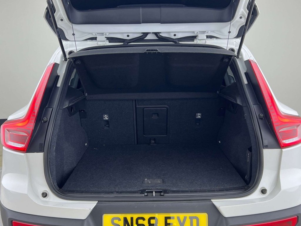 Used Volvo XC40 2018 for sale - 76372308: Photo 20