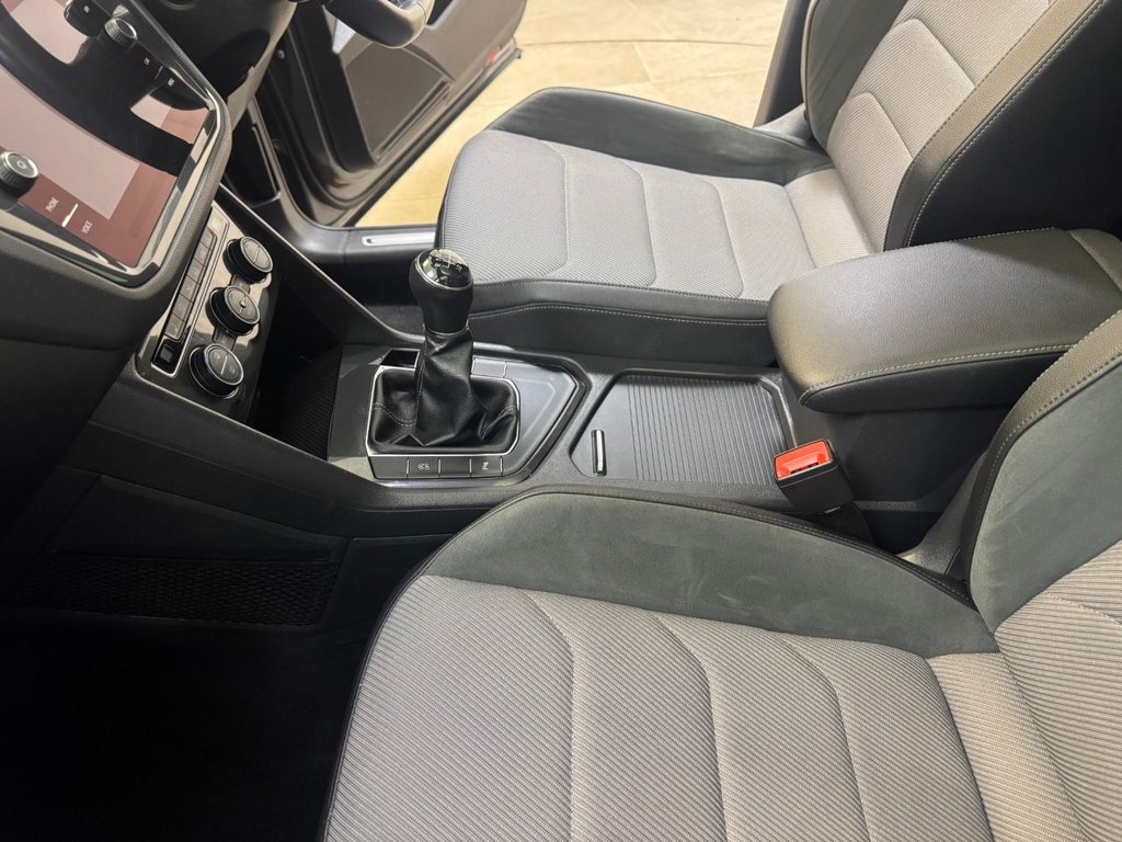 Used Volkswagen Tiguan 2017 for sale - 77703593: Photo 25