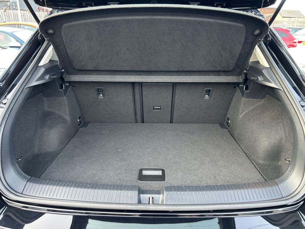 Used Volkswagen T-Roc 2022 for sale - 77588341: Photo 22