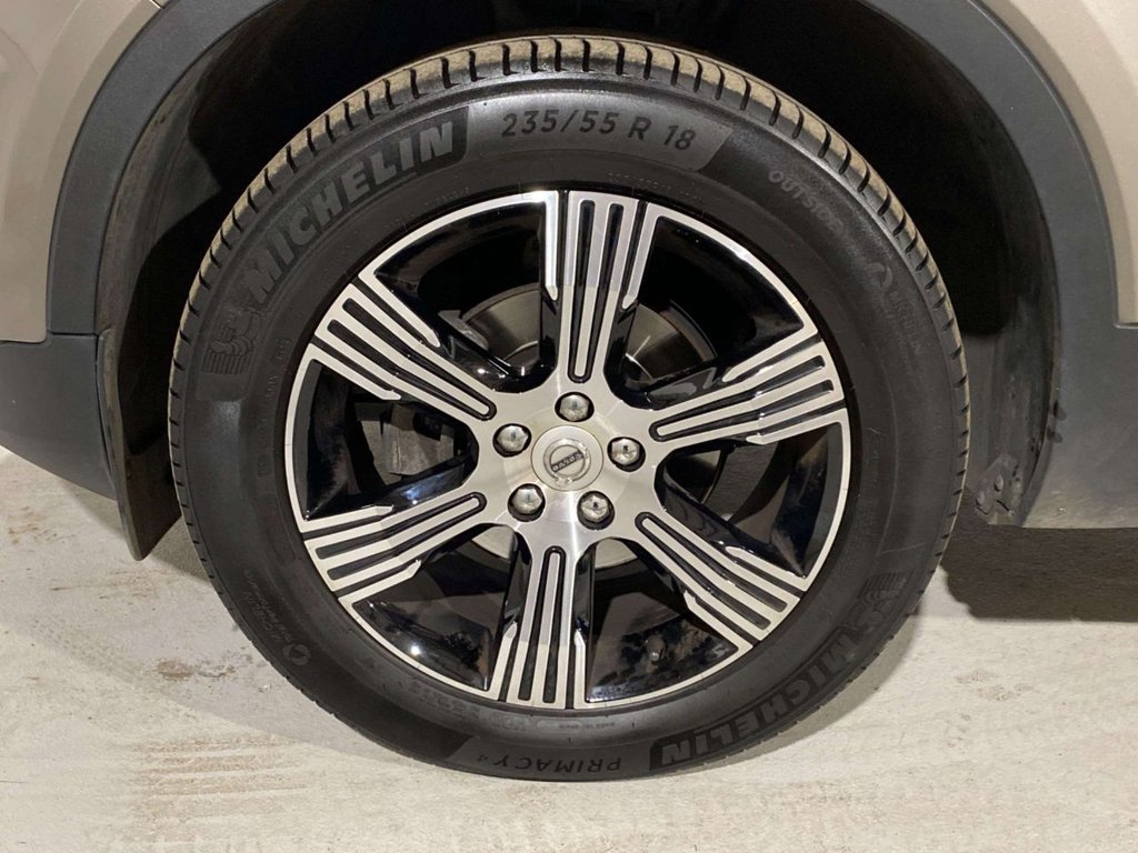 Used Volvo XC40 2021 for sale - 76820986: Photo 17