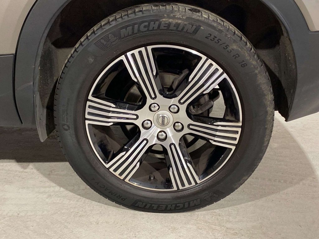 Used Volvo XC40 2021 for sale - 76820986: Photo 20