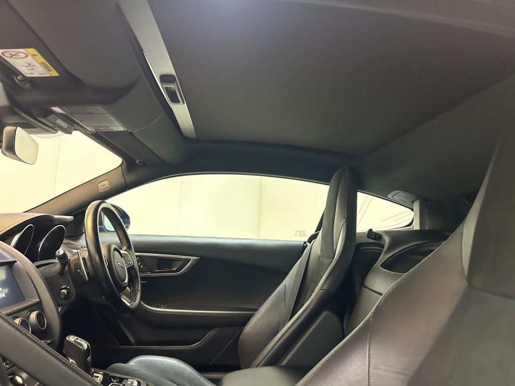 Used Jaguar F-Type 2018 for sale - 77042564: Photo 48