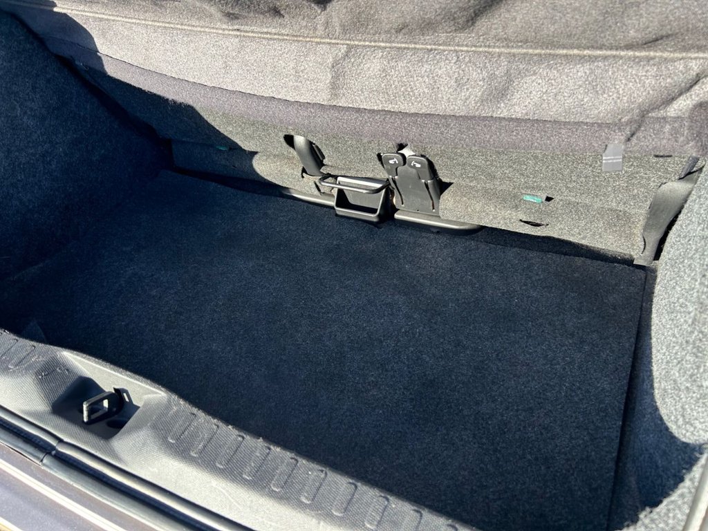 Used Nissan Micra 2010 for sale - 76642163: Photo 23