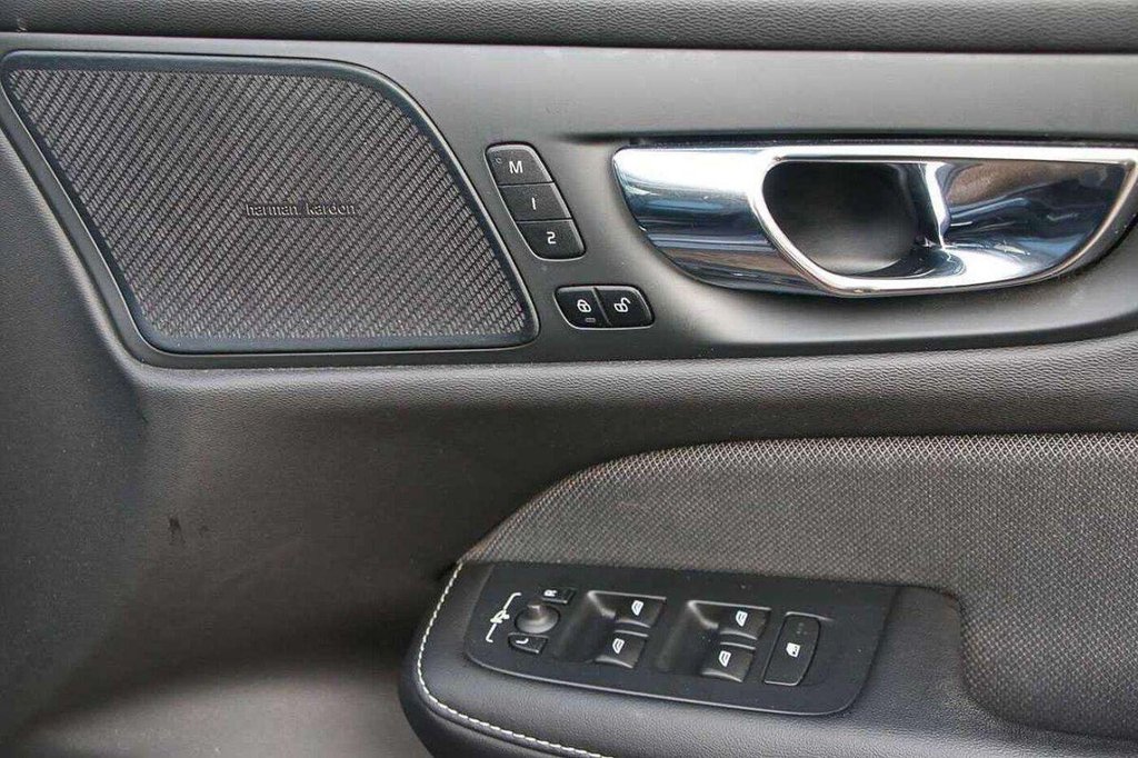 Used Volvo S60 2019 for sale - 77525889: Photo 9