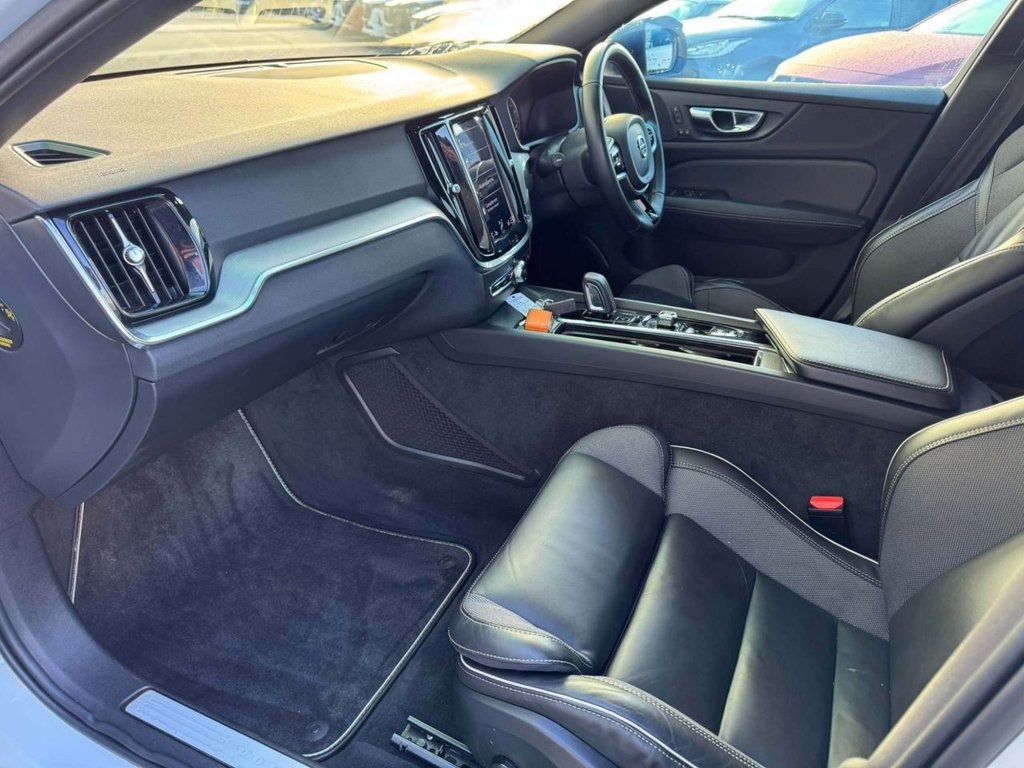 Used Volvo V60 2020 for sale - 77111186: Photo 10