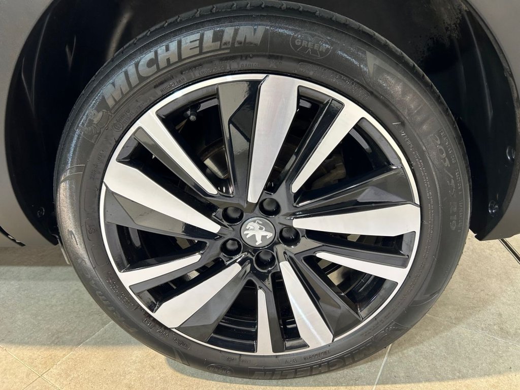Used Peugeot 5008 2020 for sale - 76372311: Photo 32