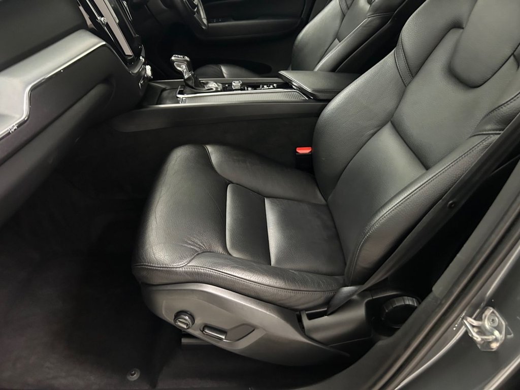 Used Volvo XC60 2019 for sale - 76372297: Photo 21