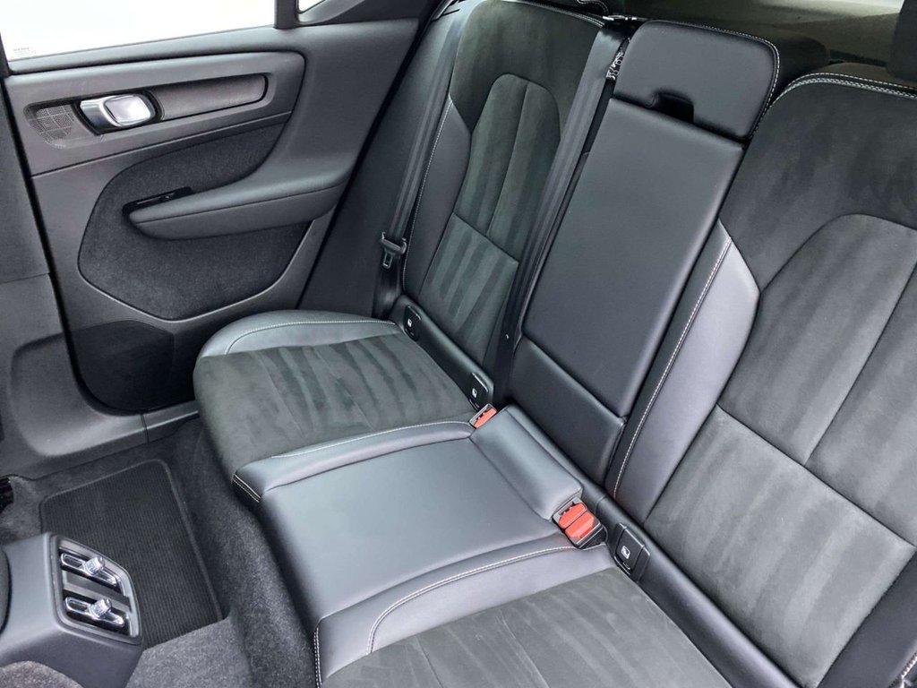 Used Volvo XC40 2021 for sale - 76821033: Photo 24