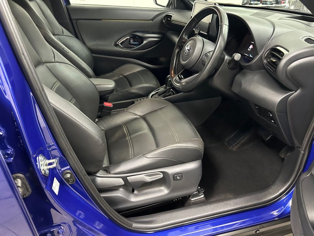 Used Toyota Yaris Cross 2022 for sale - 76372293: Photo 16