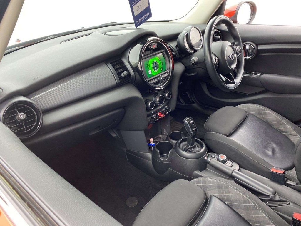 Used MINI Hatch 2018 for sale - 77898941: Photo 10