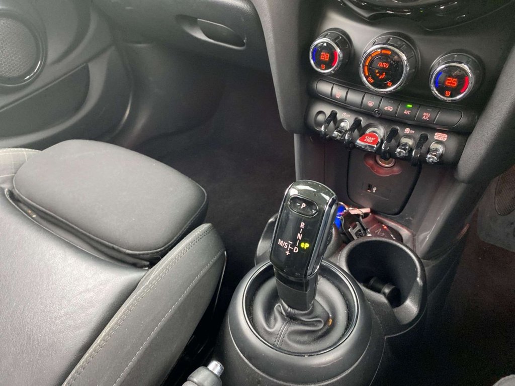 Used MINI Hatch 2018 for sale - 77898941: Photo 15