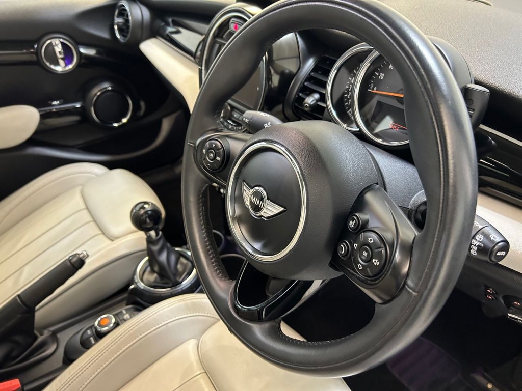 Used MINI Hatch 2015 for sale - 76586651: Photo 18