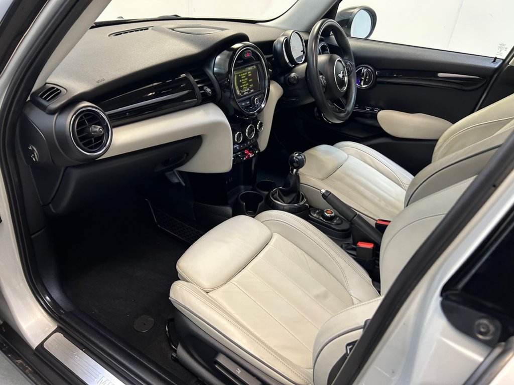 Used MINI Hatch 2015 for sale - 76586651: Photo 20