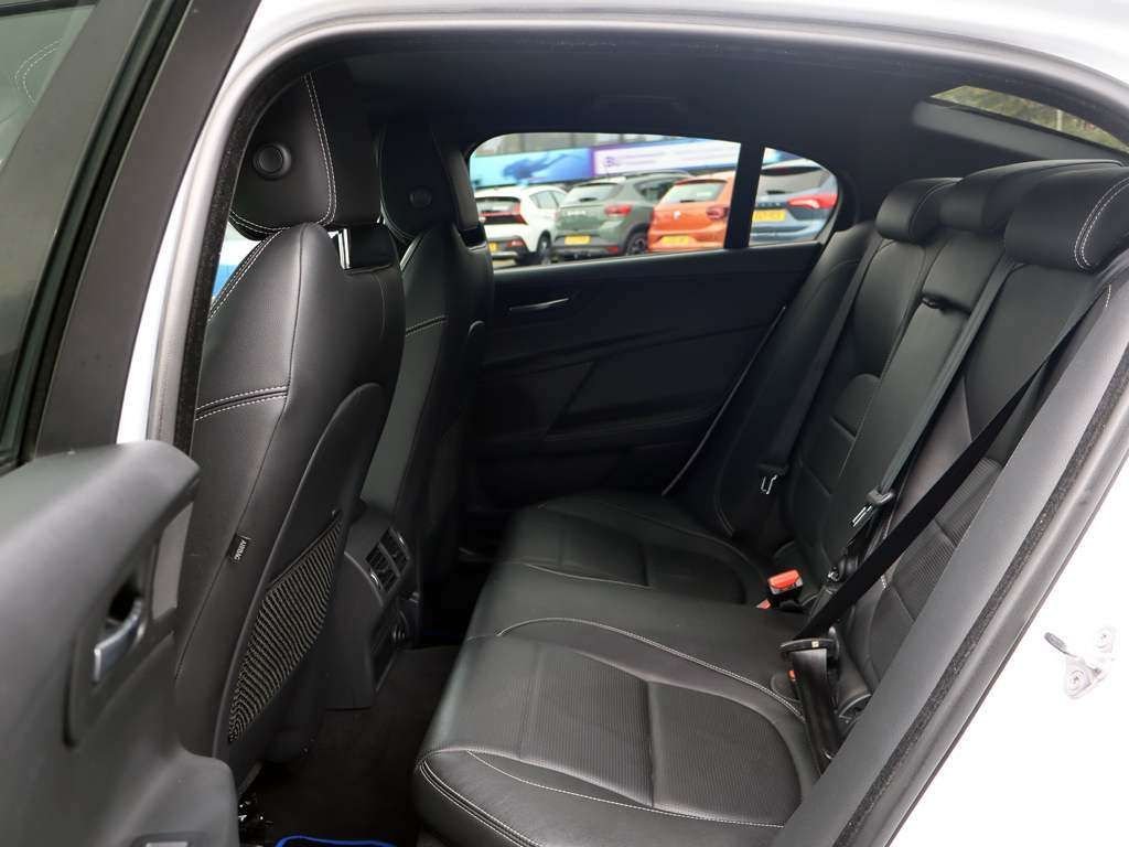 Used Jaguar XE 2019 for sale - 76372300: Photo 11