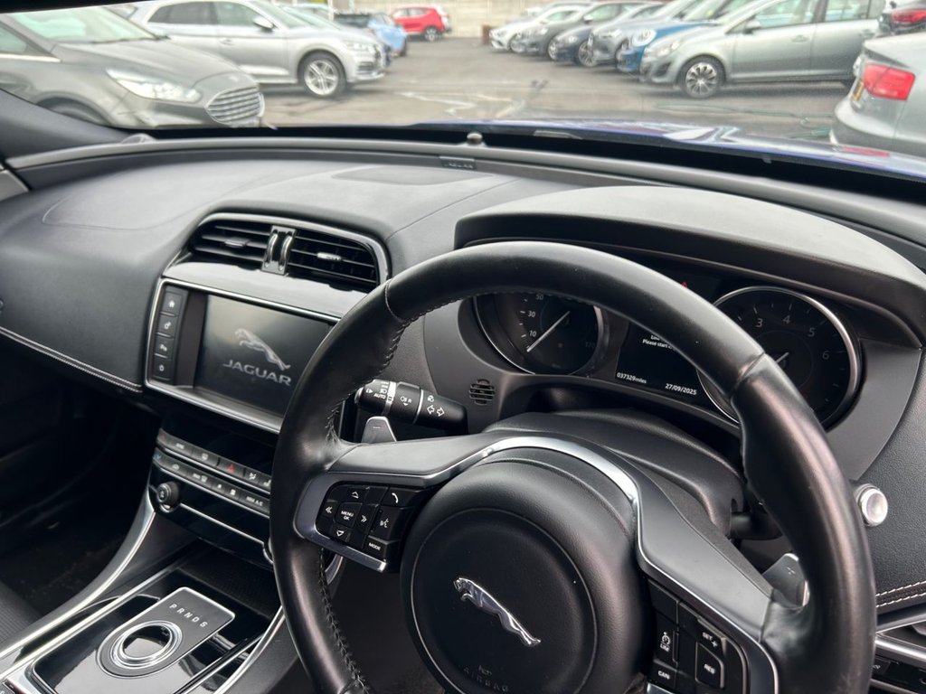 Used Jaguar XE 2017 for sale - 76372299: Photo 24