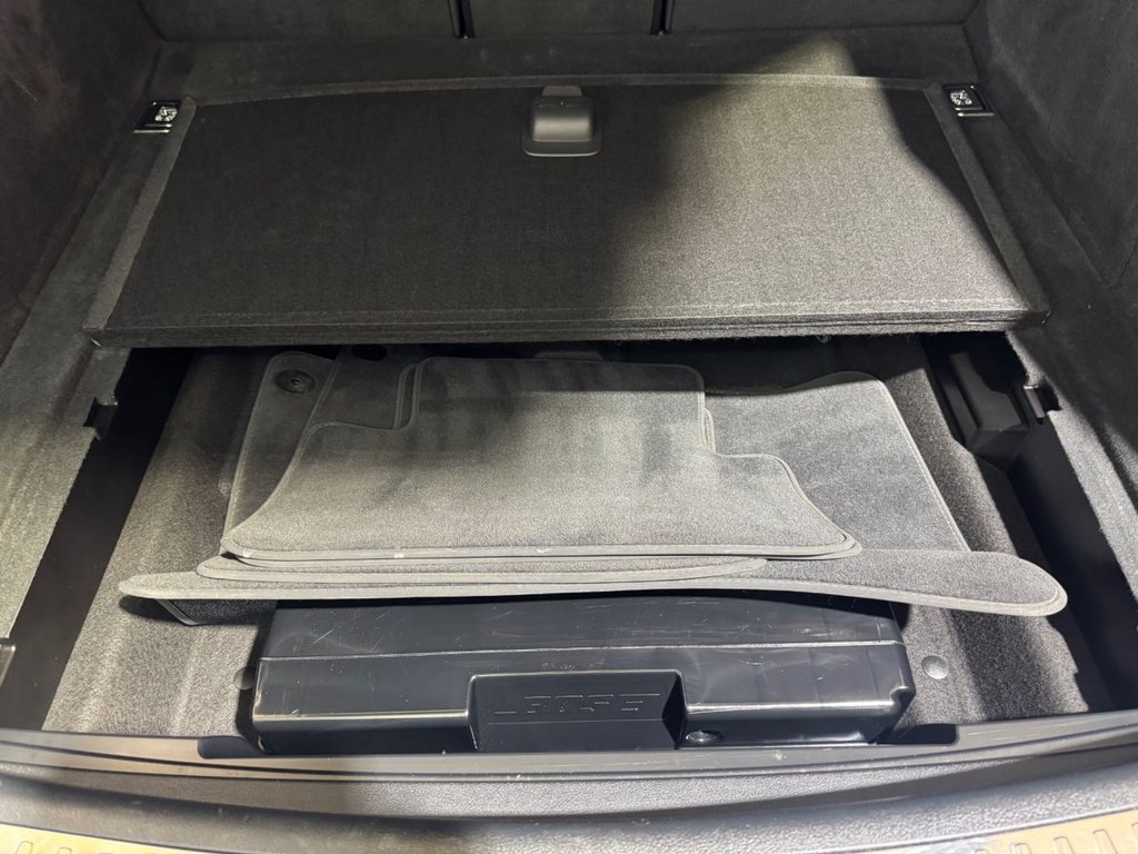 Used Porsche Macan 2019 for sale - 76973368: Photo 33