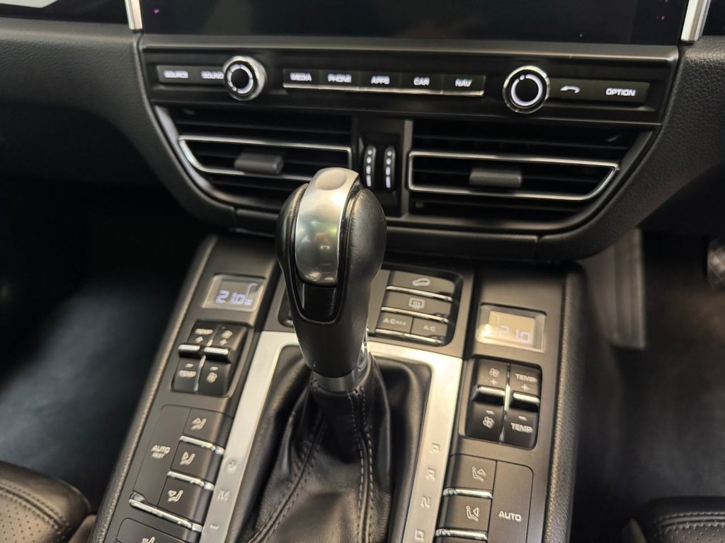 Used Porsche Macan 2019 for sale - 76973368: Photo 39