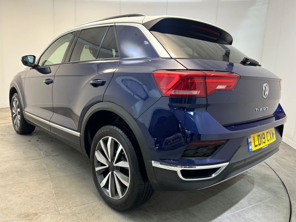 Used Volkswagen T-Roc 2019 for sale - 77122187: Photo 11