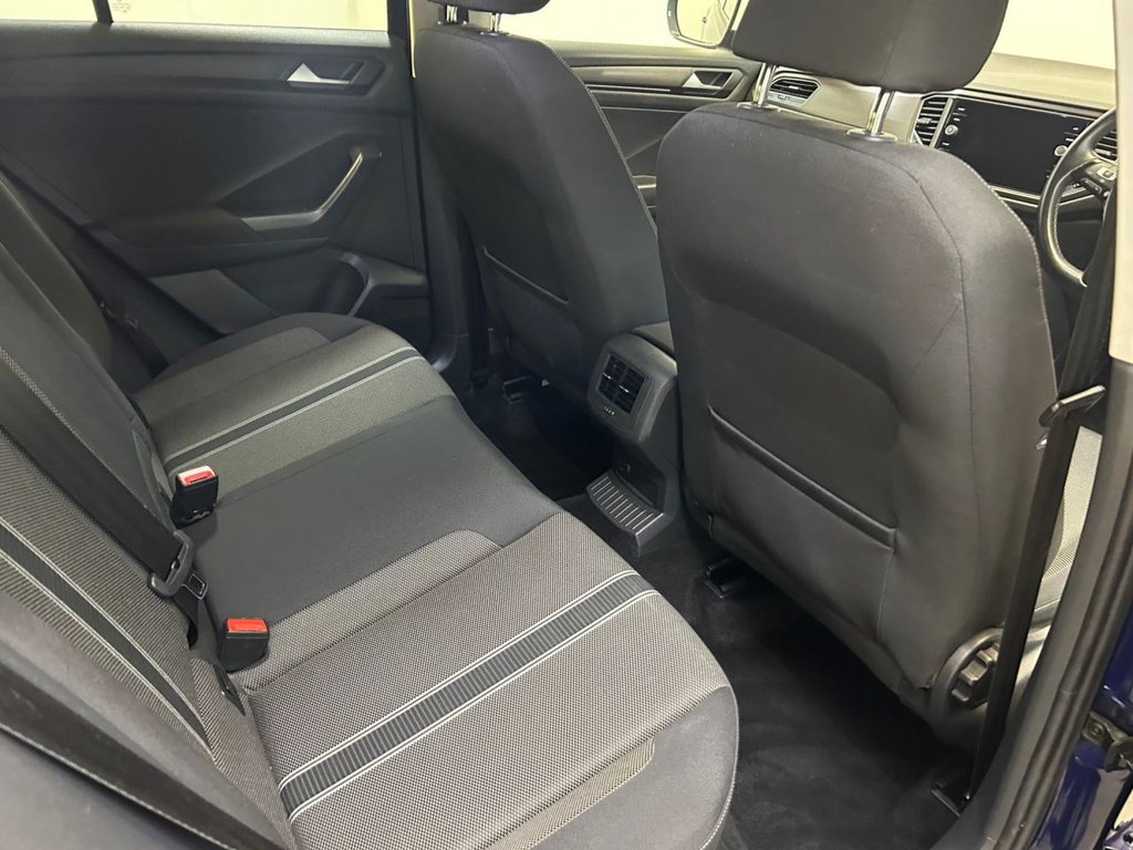 Used Volkswagen T-Roc 2019 for sale - 77122187: Photo 18