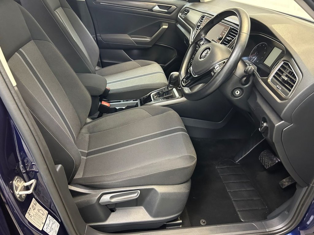 Used Volkswagen T-Roc 2019 for sale - 77122187: Photo 30