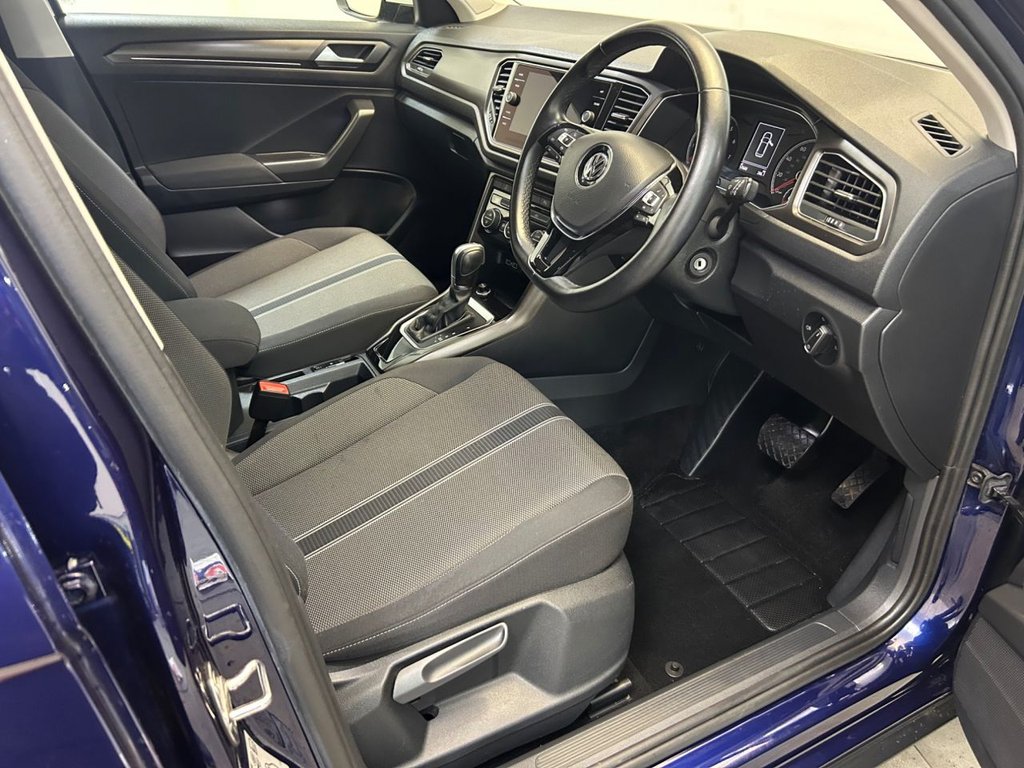 Used Volkswagen T-Roc 2019 for sale - 77122187: Photo 31