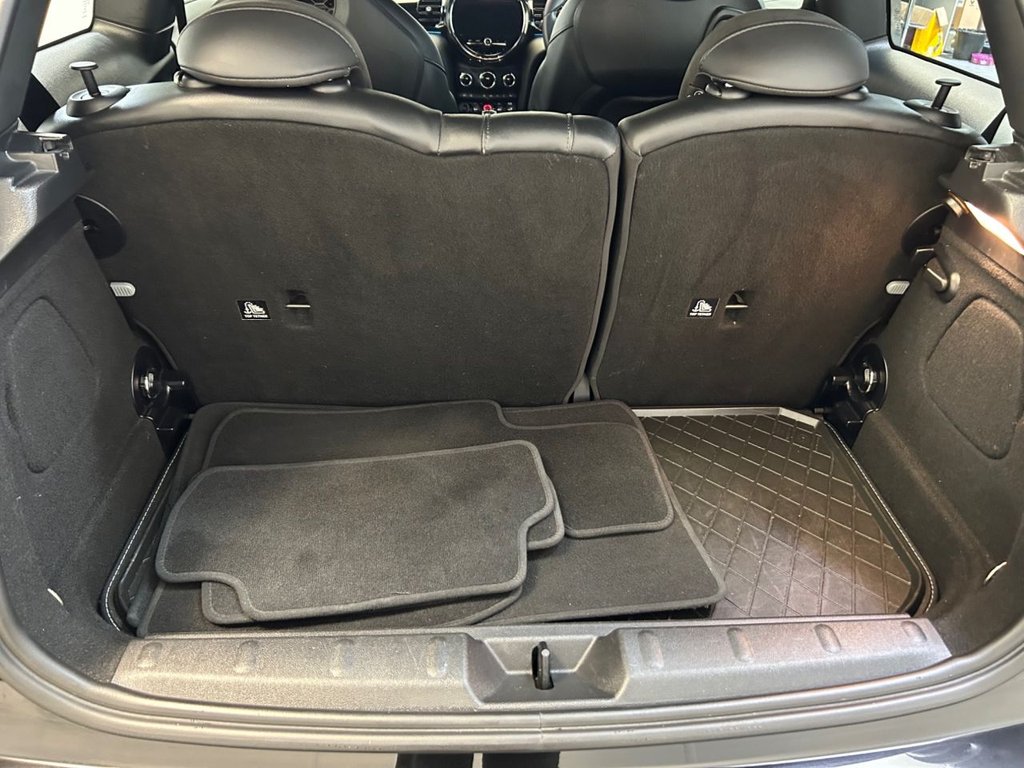Used MINI Hatch 2021 for sale - 76372322: Photo 32