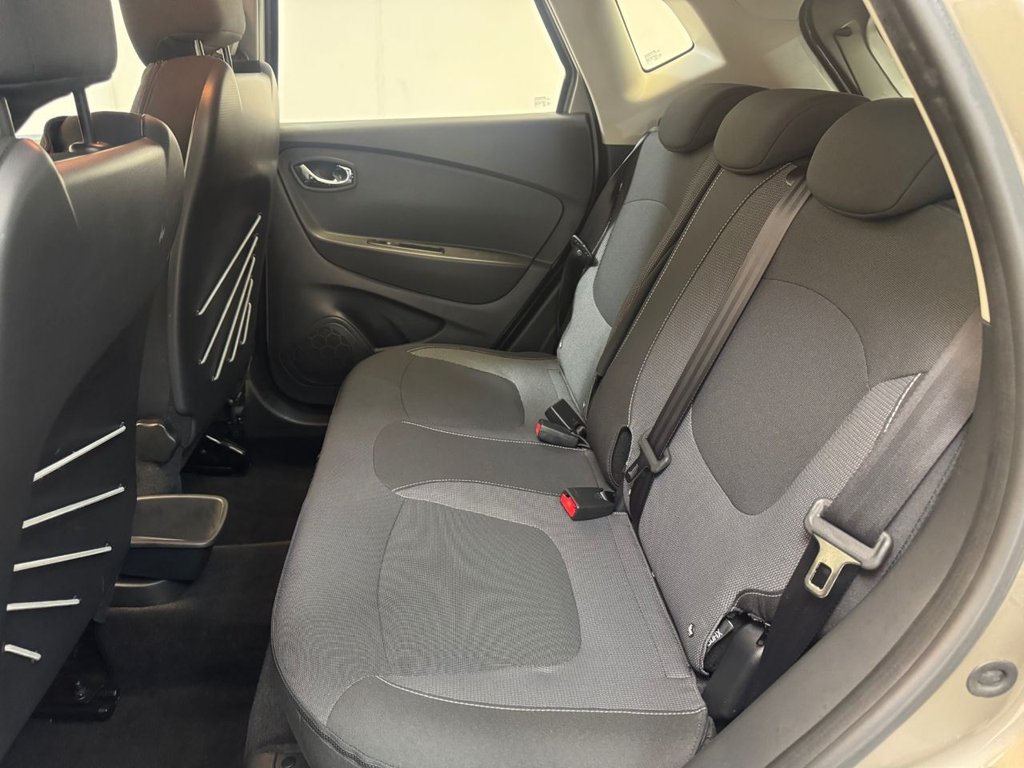 Used Renault Captur 2015 for sale - 77600233: Photo 24