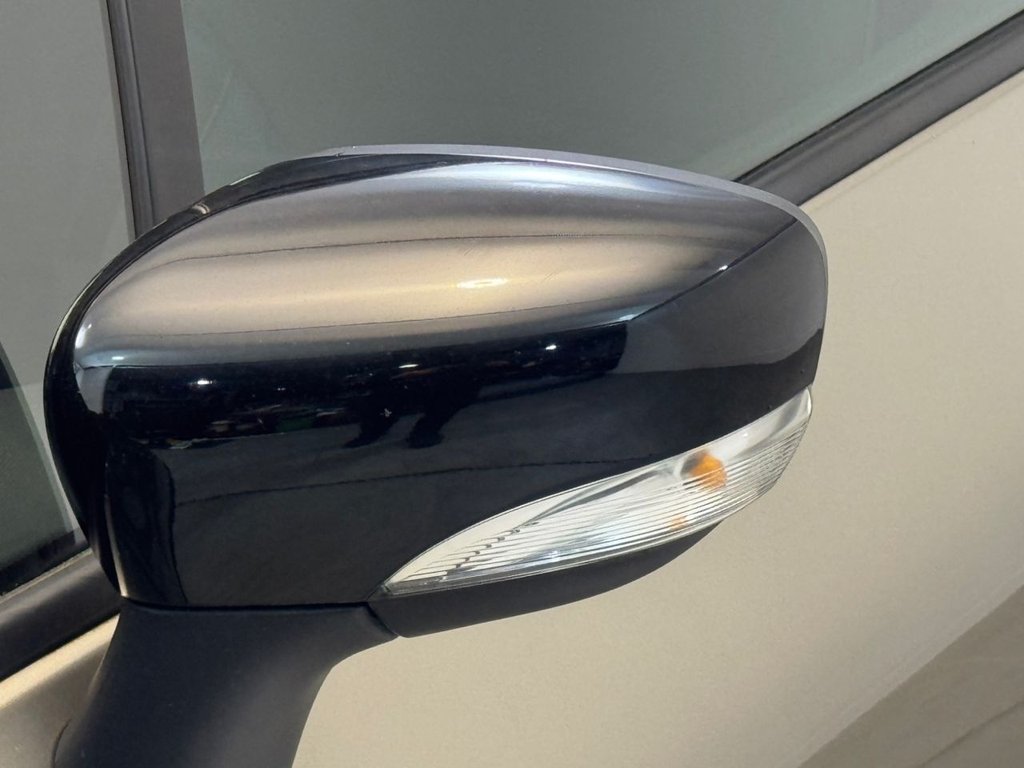 Used Renault Captur 2015 for sale - 77600233: Photo 47