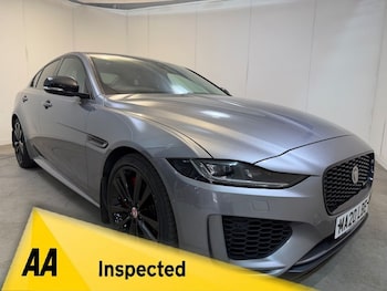 Used Jaguar XE 2020 for sale - 79035119: Photo