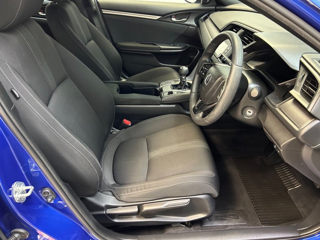 Used Honda Civic 2017 for sale - 76803754: Photo 15