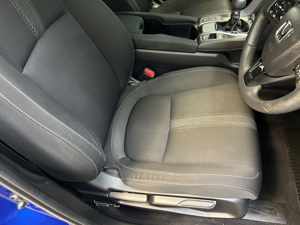 Used Honda Civic 2017 for sale - 76803754: Photo 16