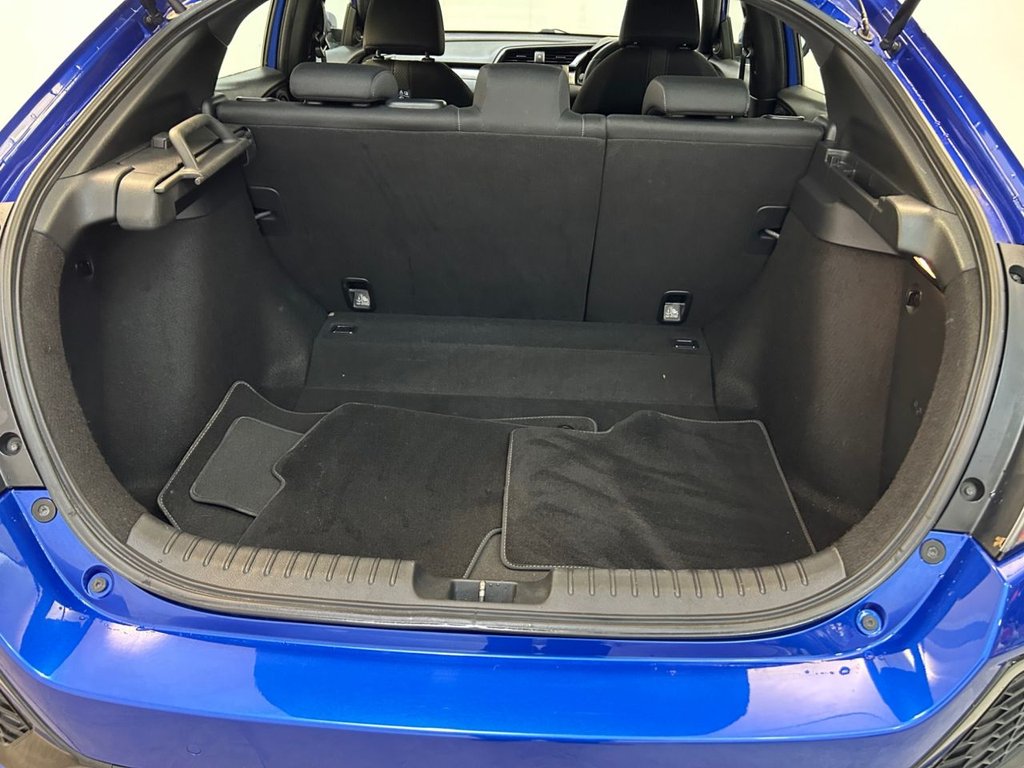 Used Honda Civic 2017 for sale - 76803754: Photo 40