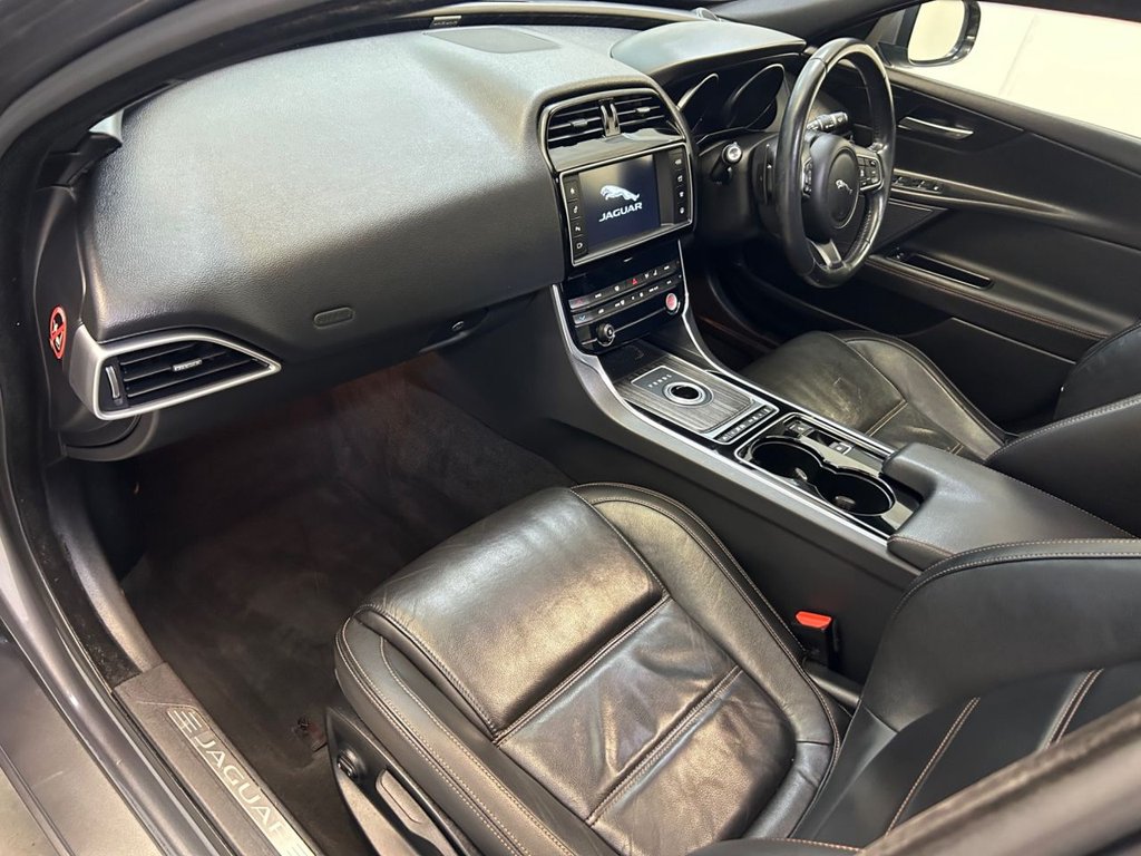 Used Jaguar XE 2015 for sale - 77660263: Photo 17