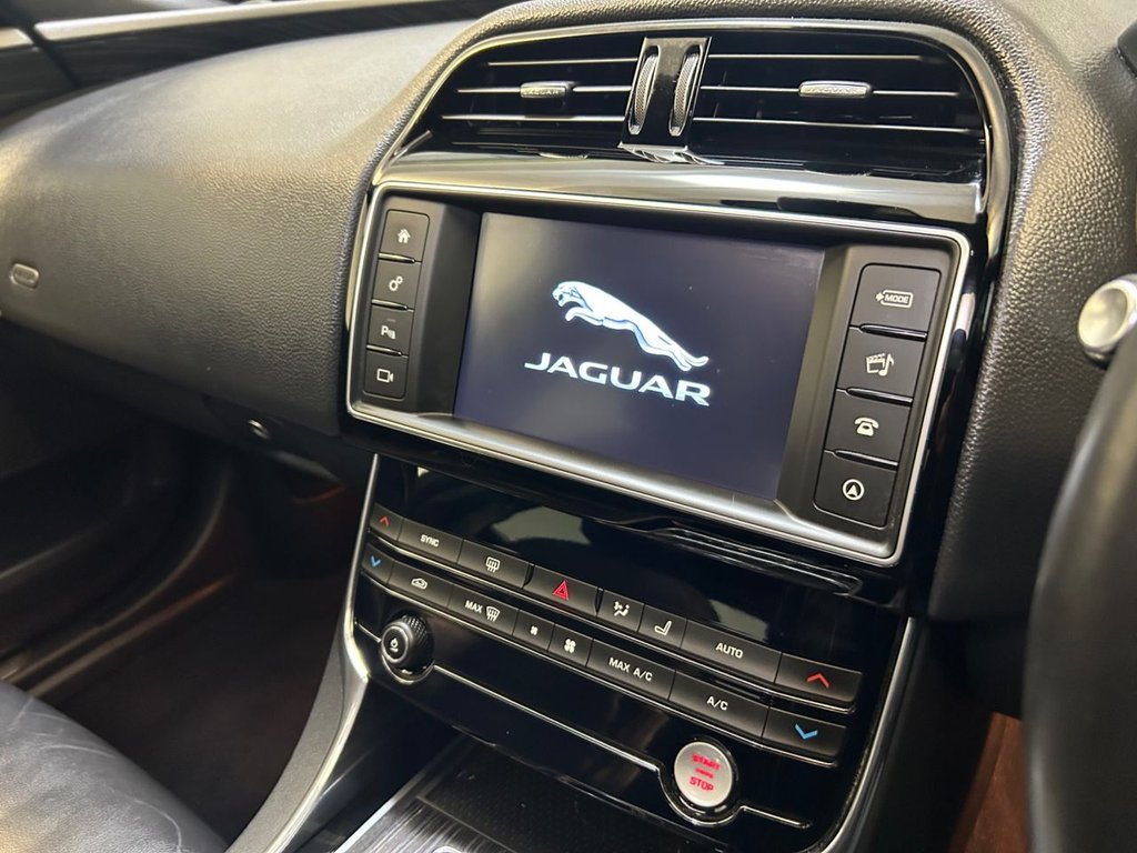 Used Jaguar XE 2015 for sale - 77660263: Photo 22