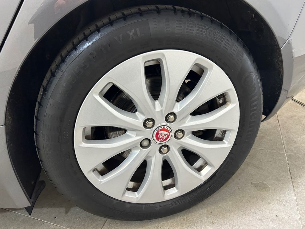 Used Jaguar XE 2015 for sale - 77660263: Photo 27