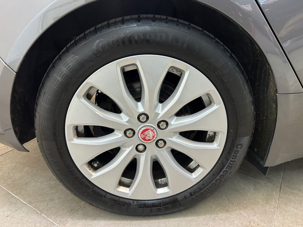 Used Jaguar XE 2015 for sale - 77660263: Photo 29