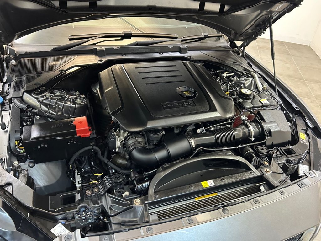 Used Jaguar XE 2015 for sale - 77660263: Photo 31