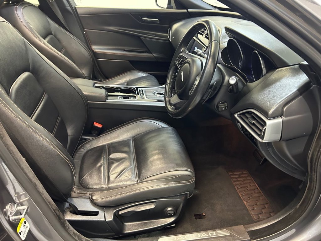 Used Jaguar XE 2015 for sale - 77660263: Photo 33