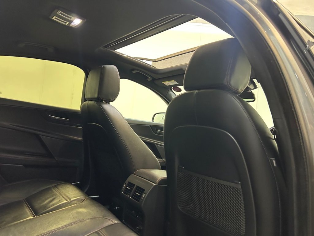 Used Jaguar XE 2015 for sale - 77660263: Photo 38