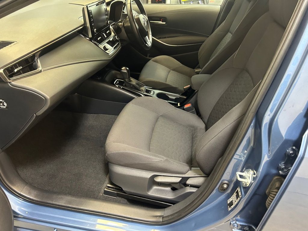 Used Toyota Corolla 2020 for sale - 76900895: Photo 35