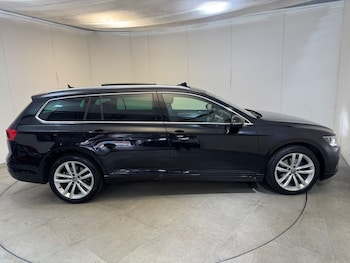 Used Volkswagen Passat 2021 for sale - 79476053: Photo