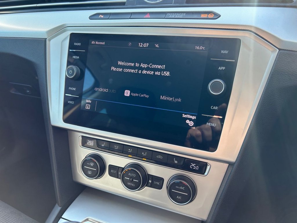 Used Volkswagen Passat 2018 for sale - 77941775: Photo 17