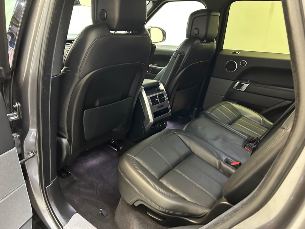 Used Land Rover Range Rover Sport 2019 for sale - 76691319: Photo 31