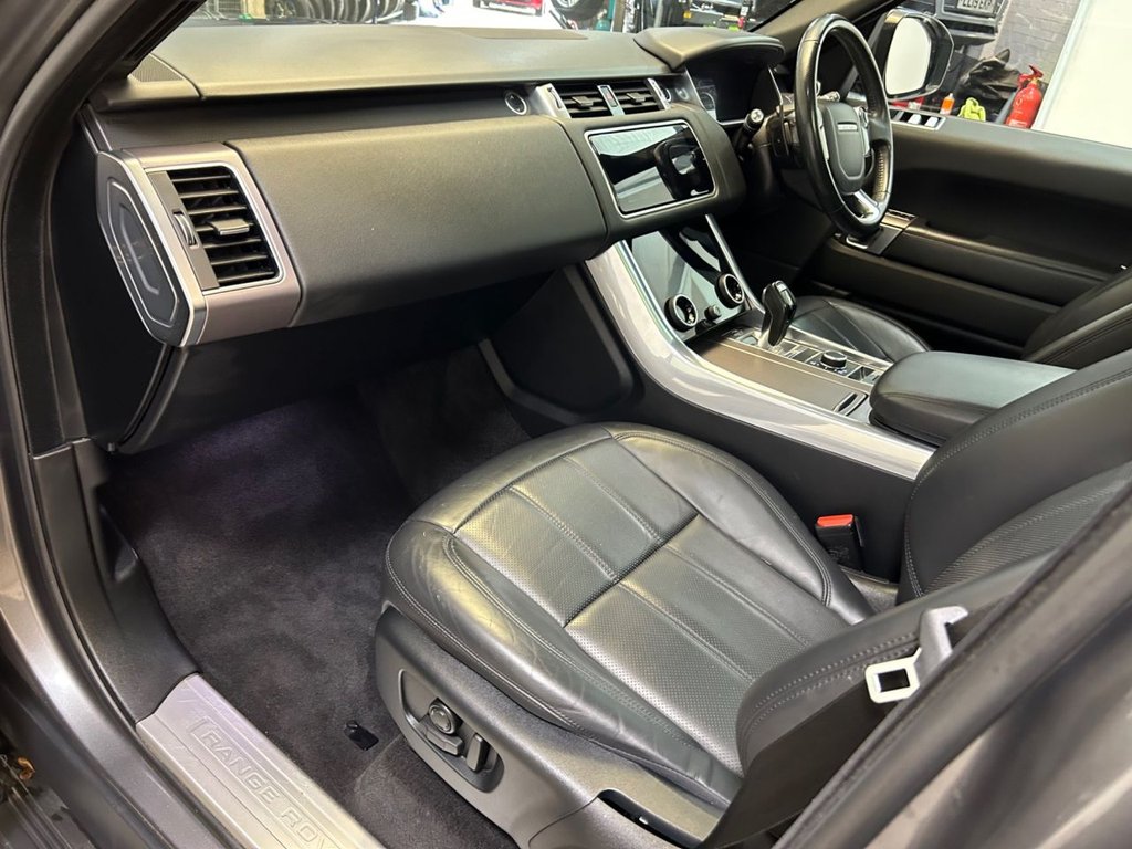 Used Land Rover Range Rover Sport 2019 for sale - 76691319: Photo 42
